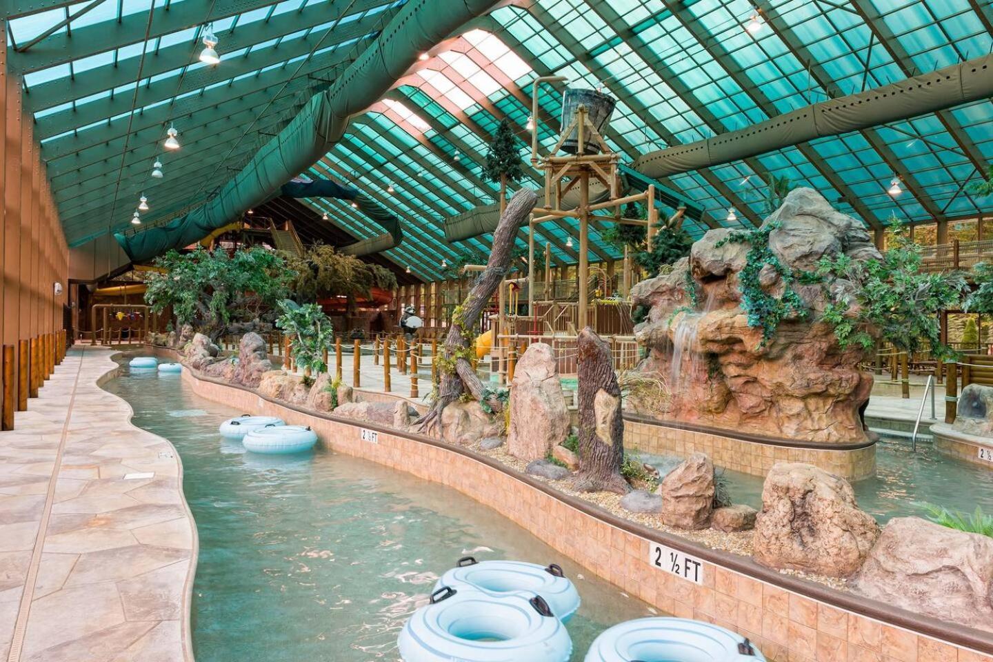2Br Westgate Resort Sleeps 10 - Smoky Mtn Condo With Free Water Park ガトリンバーグ エクステリア 写真